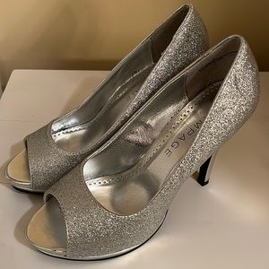 Preloved great condition Rampage size 7.5 heels